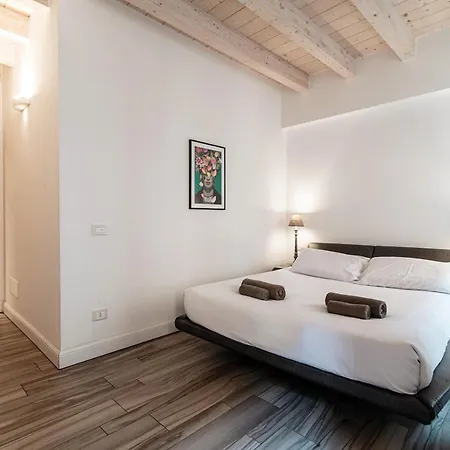 Paradise Terrace - The House Of Travelers Apartment